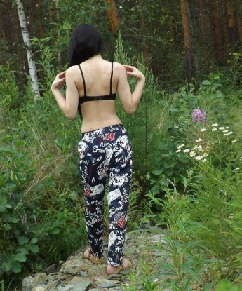 У меня есть фото, чтобы ты мог оценить мою внешность 👀💋 Также я могу гарантировать, что тебе понравятся мои возможности и опыт в интимных утехах. У меня много отзывов от довольных клиентов, которые подтверждают мою профессиональность и нежность. Если хочешь окунуться в мир наслаждения и страсти, то обязательно свяжись со мной! Я сделаю все, чтобы ты остался доволен нашей встречей 🥰💫 Илария